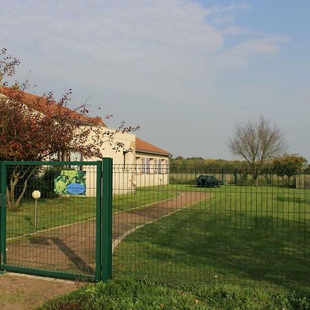 Gite En Campagne Isatis Landemont Extérieur photo